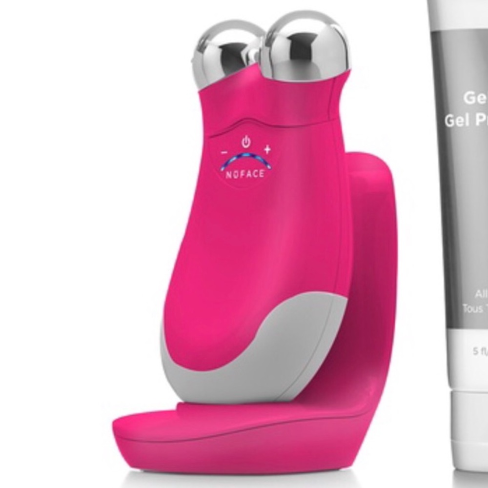 NuFACE Trinity in Deep Pink EUC with ELE attachment. Gel primer not included.